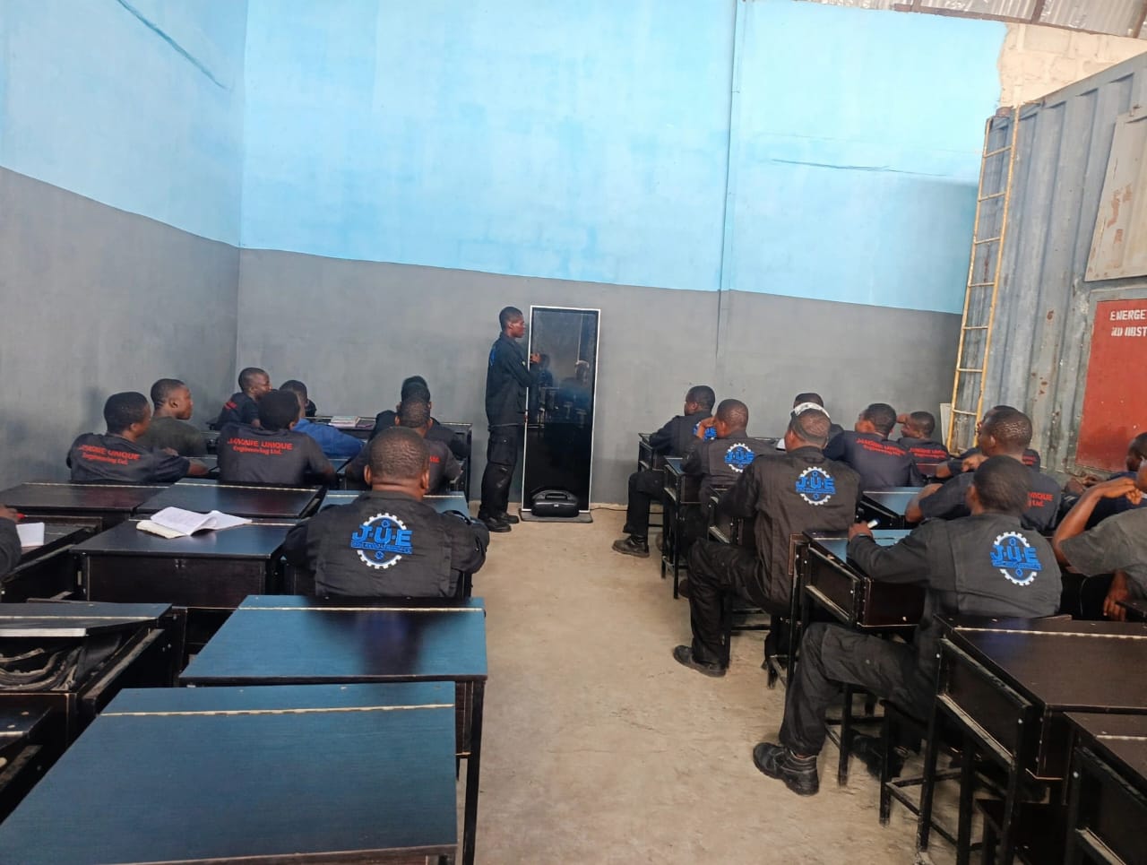 Hydraulic and Auxiliary Machinery Training
